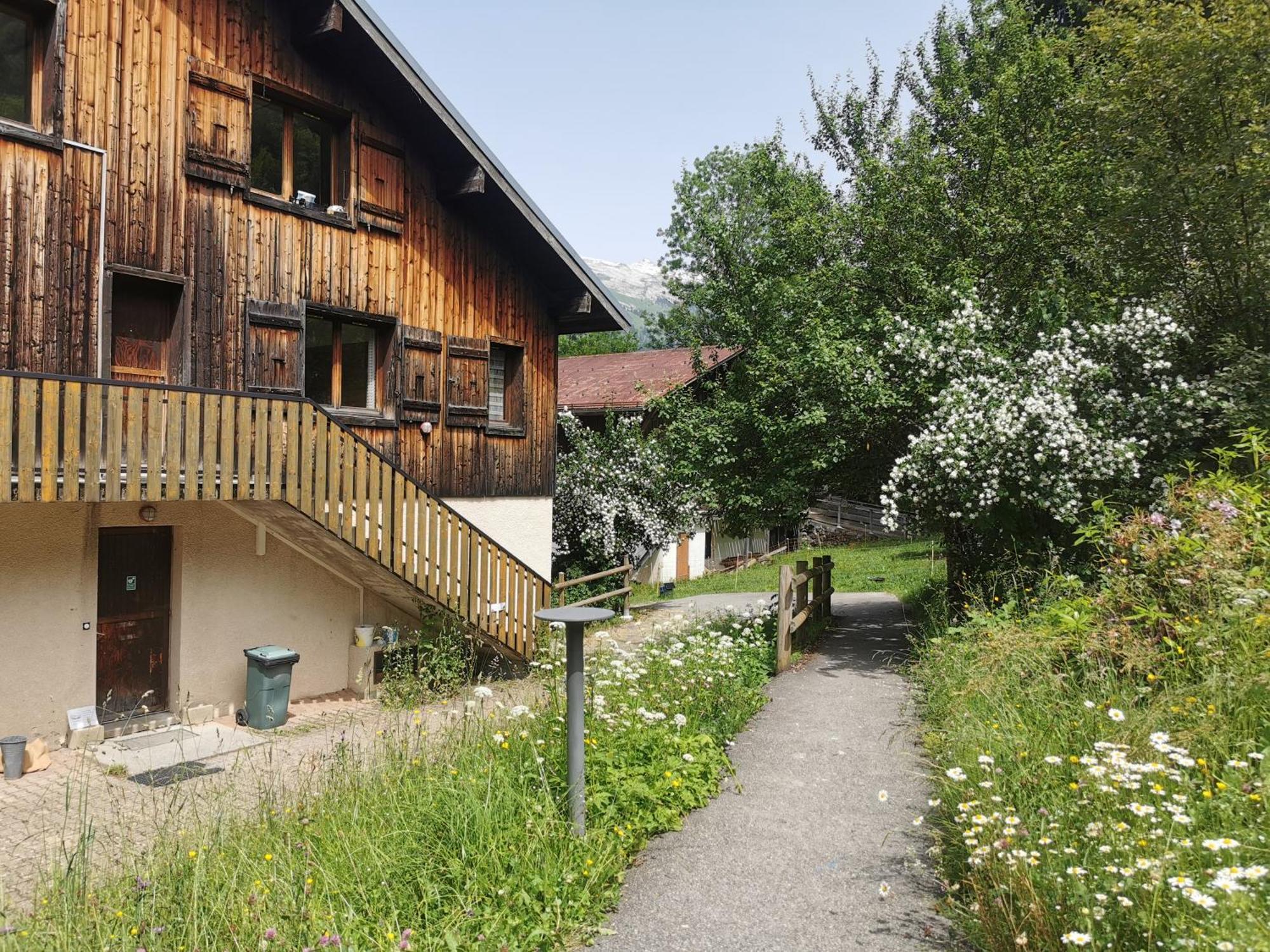 Auberge de jeunesse Le Criou - Les Fermes De Vercland à Samoëns Extérieur photo